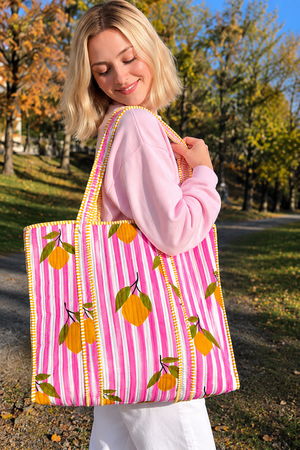 Cotton tote bag for everyday shopping