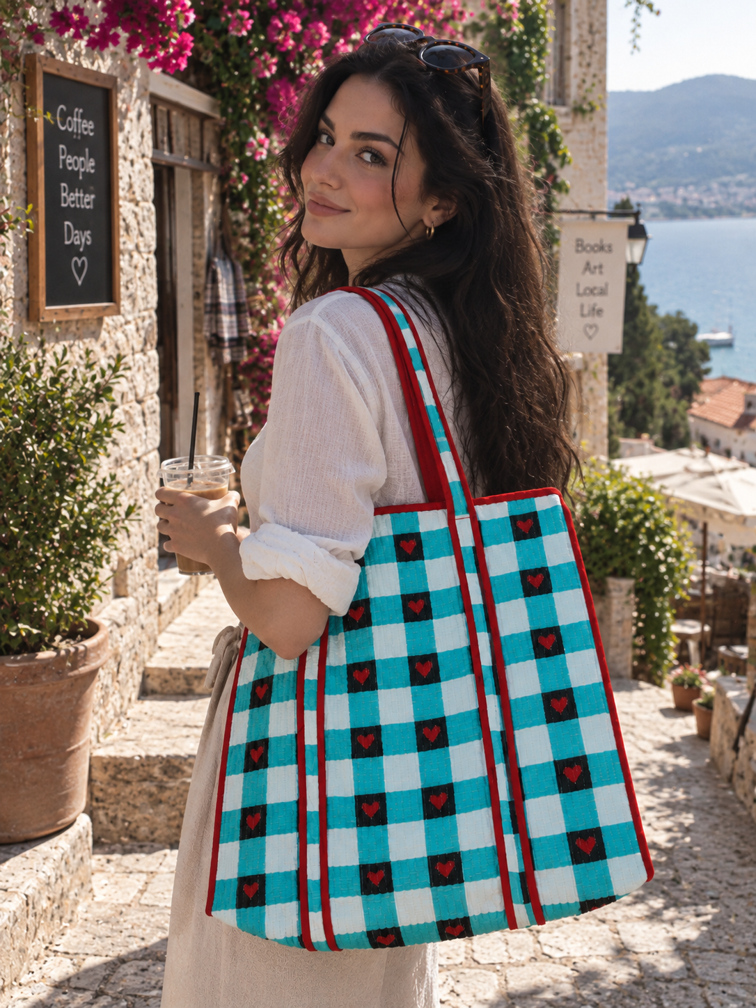 Large quilted cotton shoulder bag for women