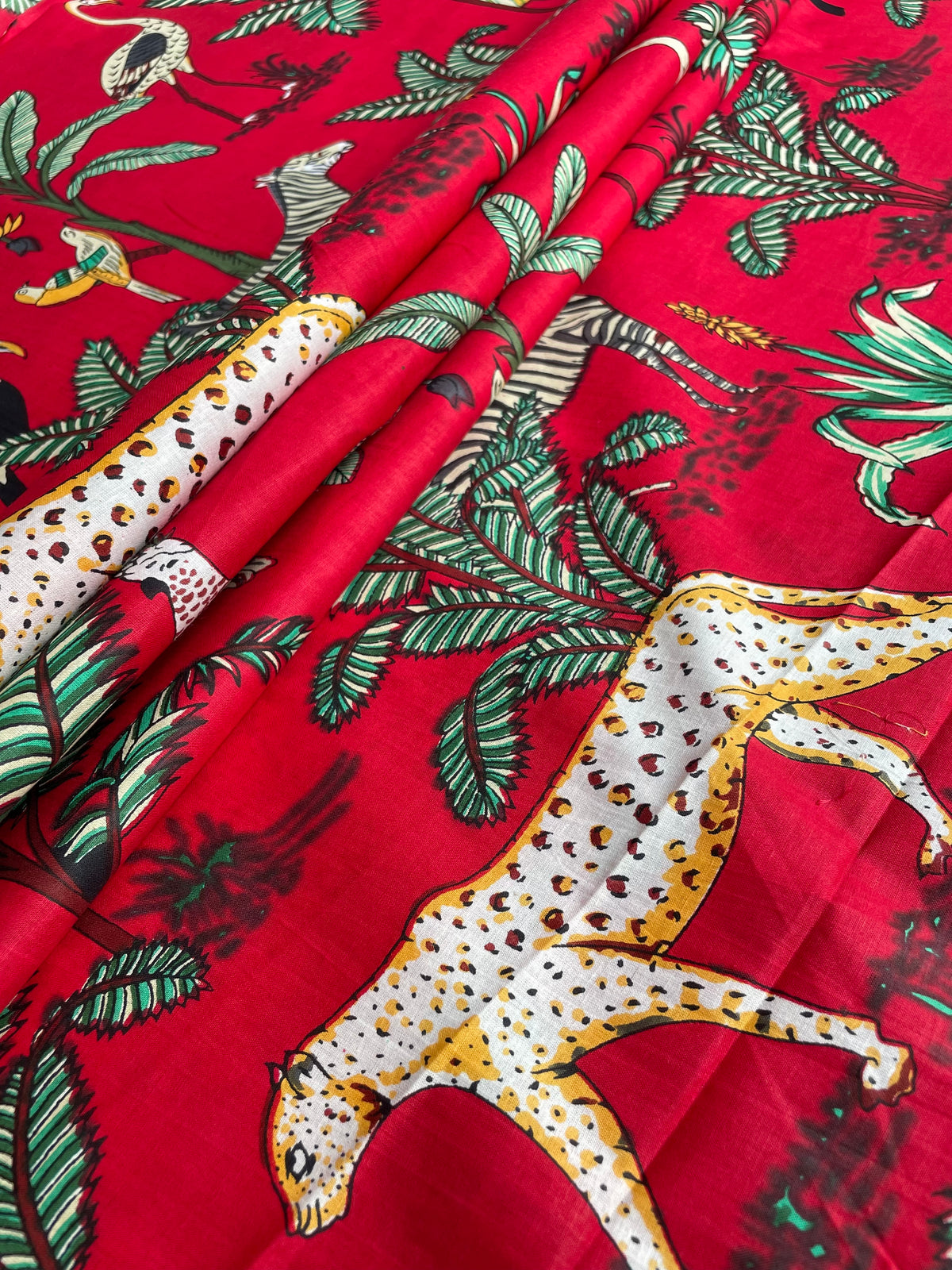 Exotic wildlife printed cotton fabric for sewing